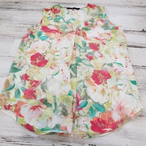 Rose & Olive Floral Sleeveless Top Size Small - Picture 4 of 6